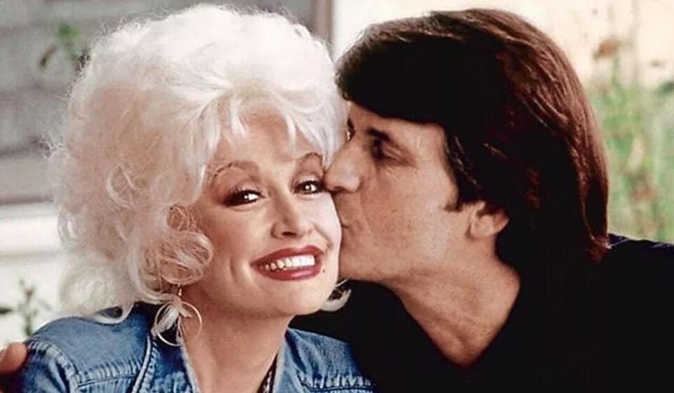 Dolly Parton, the iconic singer-songwriter, with her husband. (Dolly Parton/Instagram)