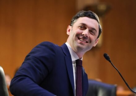 Jon Ossoff ridiculed by White officials after Trump remark. (Getty Images via AFP)