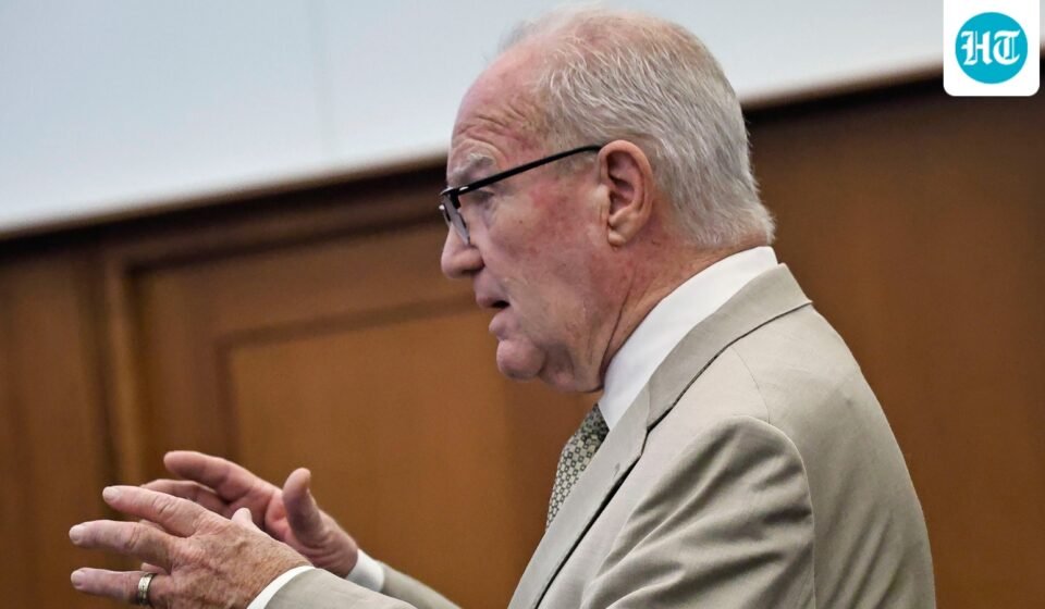 Defense attorney Kevin Reddington cross examines Dr. Jennifer Tufts who treated Lindsay Clancy during Clancy's murder trial at Plymouth Superior Court in Plymouth, Mass., Monday, Aug. 10, 2026. (Greg Derr/The Patriot Ledger via AP, Pool) (Greg Derr/Pool The Patriot Ledge)