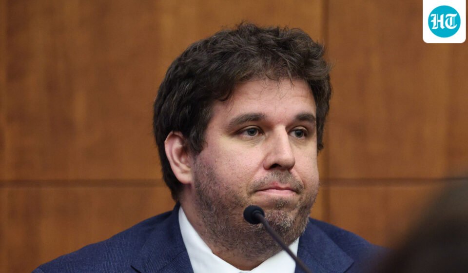 Dr. Michael Vulfovich testifies about Lindsay Clancy's injuries and cardiac arrest during her murder trial in Plymouth Superior Court, in Plymouth, Mass., Monday, Aug. 17, 2026. (Greg Derr/The Patriot Ledger via AP, Pool) (Greg Derr/Pool The Patriot Ledge)