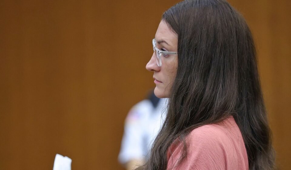 The trial of Lindsay Clancy continued, highlighting her mental health struggles. Witnesses described her as a devoted mother, while the prosecution asserts she intentionally harmed her children. (Greg Derr/Pool The Patriot Ledge)