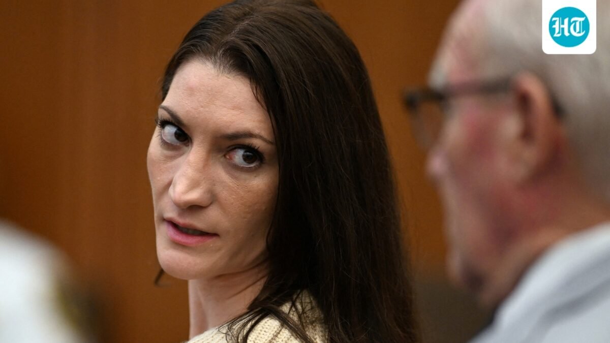 Lindsay Clancy speaks with her lawyer Kevin Reddington during proceedings in her murder trial, in Plymouth, Massachusetts, U.S., August 20, 2026.     Josh Reynolds/Pool via REUTERS (via REUTERS)
