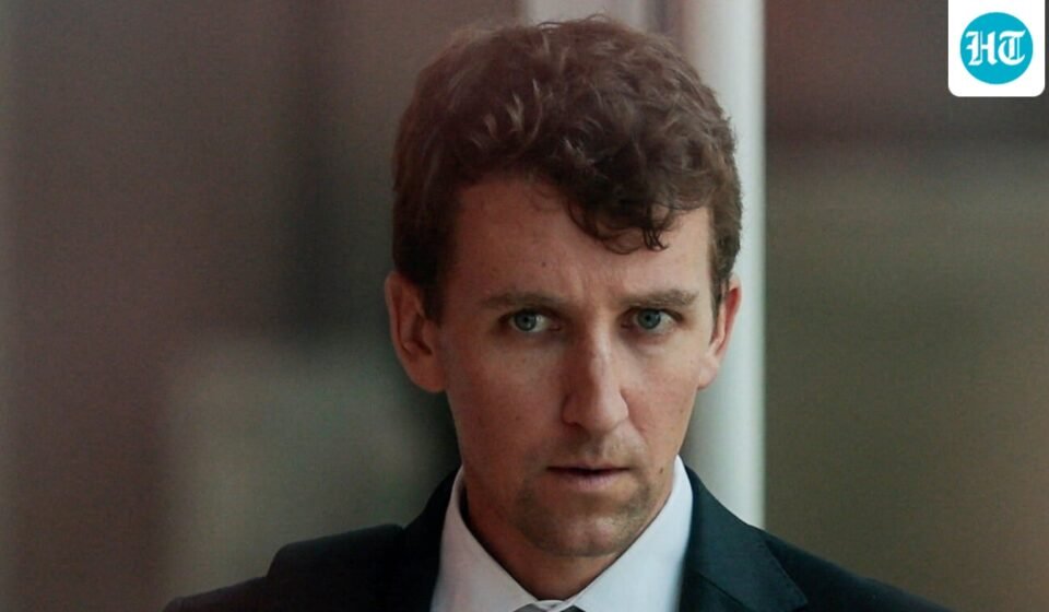 Patrick Clancy looked tense with new wife Rachel Danis during a trial break. (REUTERS)