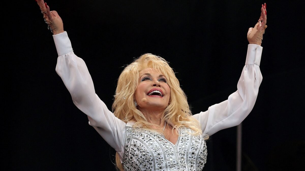 Country music icon Dolly Parton has died at 80. (REUTERS)