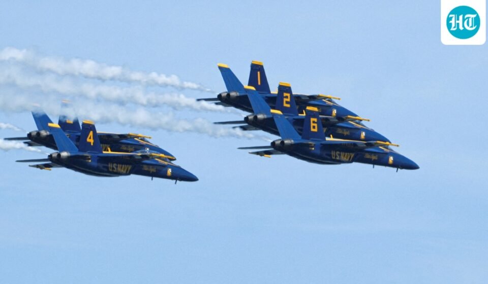 US Navy Blue Angels. (Credits: REUTERS/David Dee Delgado/File Photo) (REUTERS)