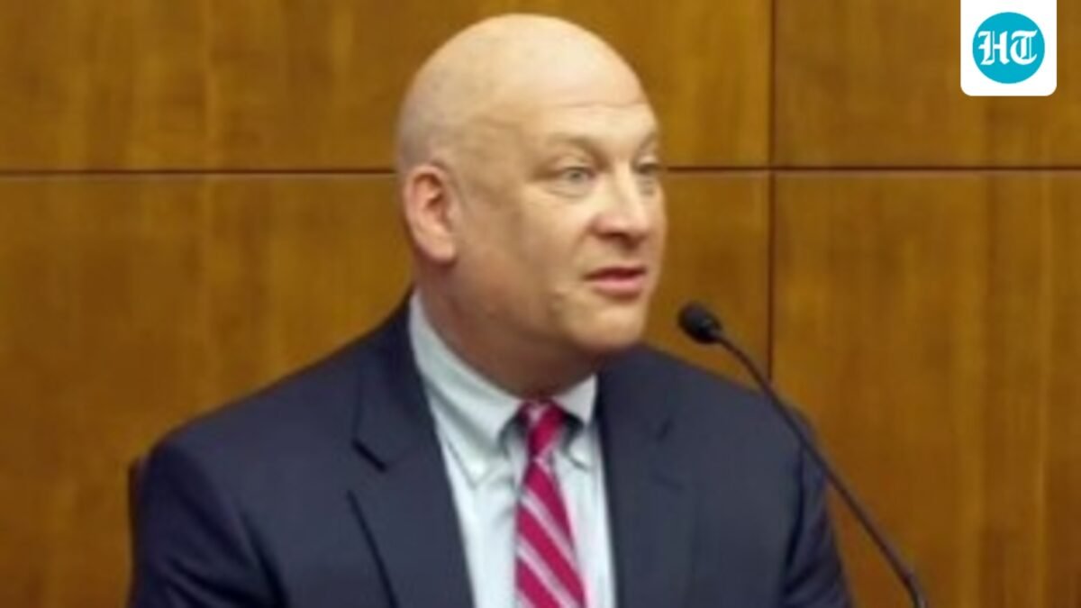 Lindsay Clancy trial: Psychiatrist Dr. Avram Mack stated that she was not psychotic nor manic, though she struggled with isolation and hygiene while dealing with emotional pain and family factors.