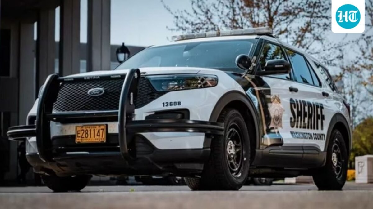 Suspect in the killings of 5 people, several animals in Oregon found dead in Enumclaw (Washington County Sheriff's Office)