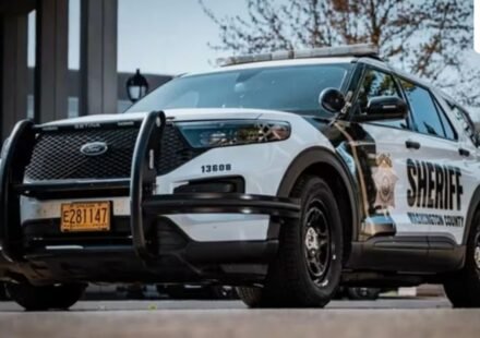 Suspect in the killings of 5 people, several animals in Oregon found dead in Enumclaw (Washington County Sheriff's Office)