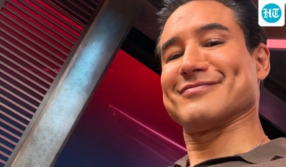 Actor Mario Lopez came under fire for an AI generated video with his niece. (X/@mariolopezviva)