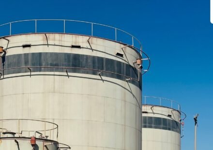 Oil prices jump over 3.5% as US-Iran strikes raise Strait of Hormuz fears, with Brent crude topping $91 and markets worried about global oil supplies. (Pexel/Representative image) (Pexel)