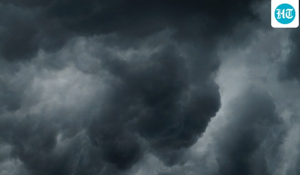 A brief tornado warning was issued for the Baltimore area on Monday afternoon. (UnSplash)