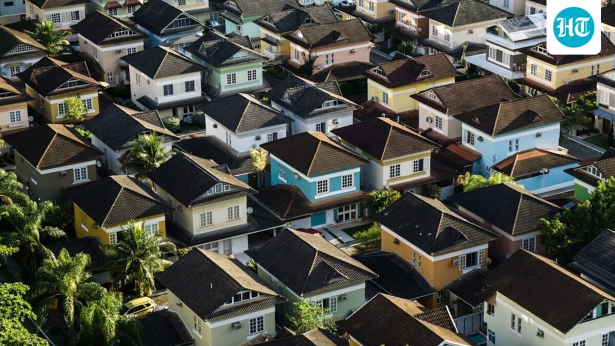 Mortgage rates rise again, with 30-year rates at 6.73%, 15-year rates at 5.87% and jumbo rates at 6.80%.  (Unsplash/Representative image) (Unsplash)