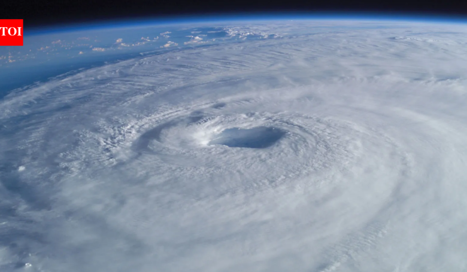 US scientists analysed 55 storm and atmospheric variables to identify hurricane rapid intensification; Atlantic communities could receive warnings as much as five days ahead
