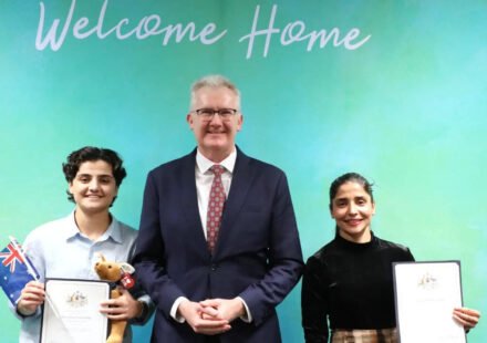 Australian citizenship for 2 Iranian women soccer players who sought asylum