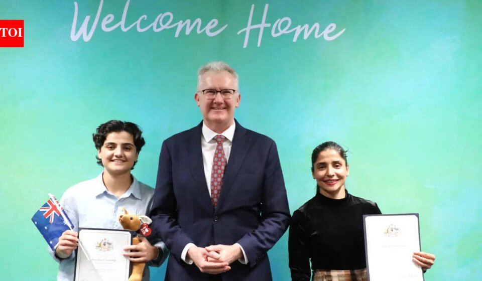 Australian citizenship for 2 Iranian women soccer players who sought asylum