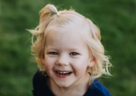 Utah girl Emma Meline was diagnosed with severe aplastic anemia days before Christmas; her 2-year-old sister became her perfect bone marrow match