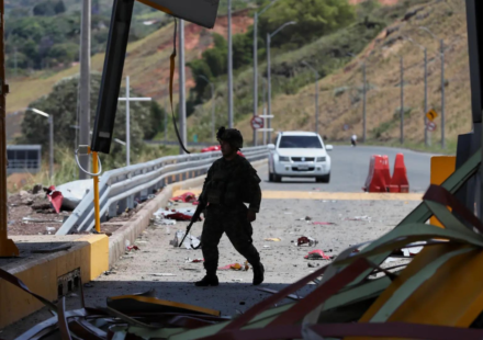 Colombia rocked by car bomb blast a day after new President Abelardo de la Espriella takes charge