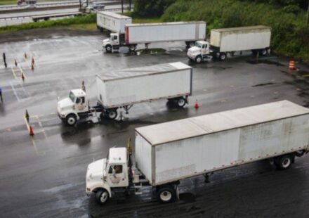 US truckers must speak English: Trump administration moves to make rule permanent