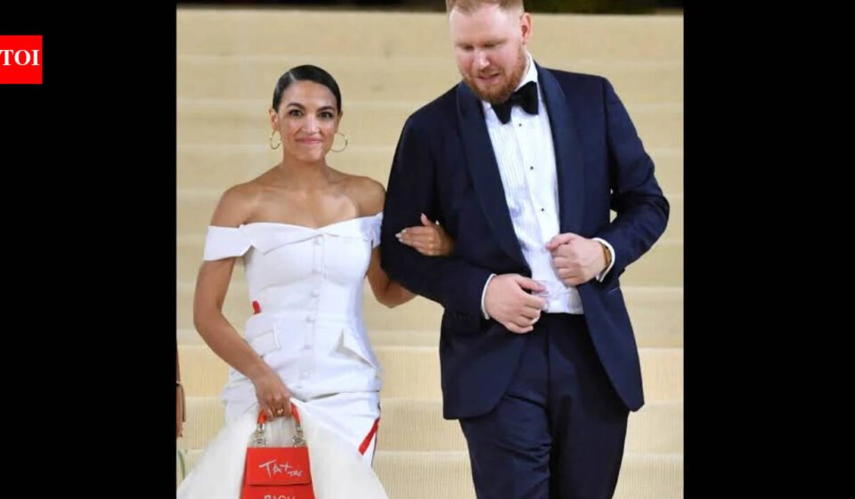 When did AOC break up with long-term partner Riley Roberts? Ocasio-Cortez stopped wearing her engagement ring over 18 months ago