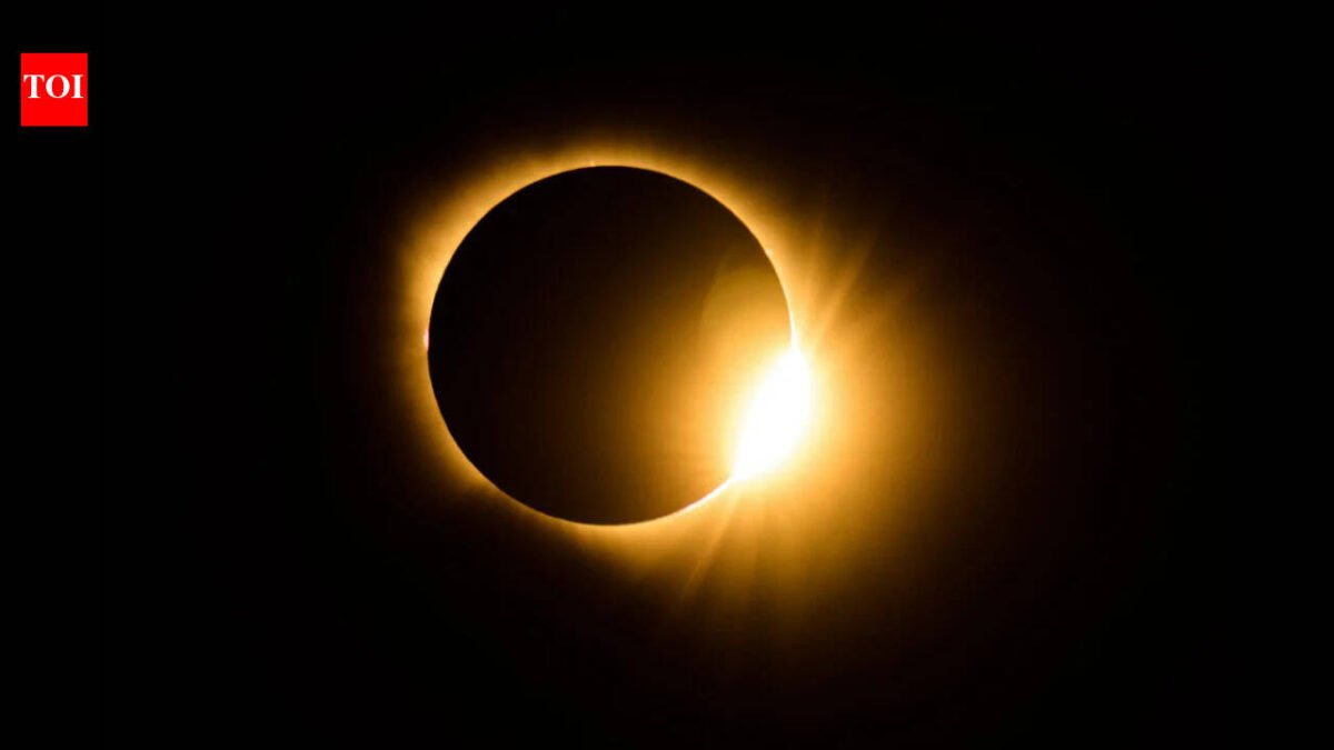 Photos: Total solar eclipse returns to Spain after more than a century, darkens skies across Europe