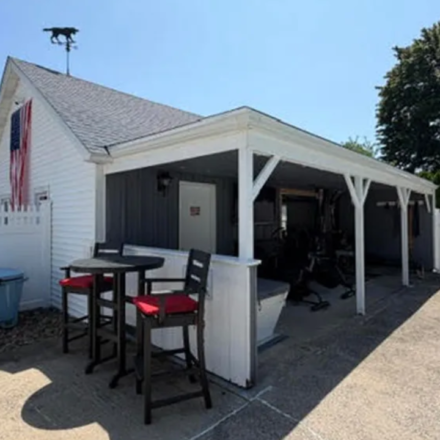 She spent 10 months restoring a 160-year-old house; now Lauren Iraeta is reconnecting former families with pieces of their history
