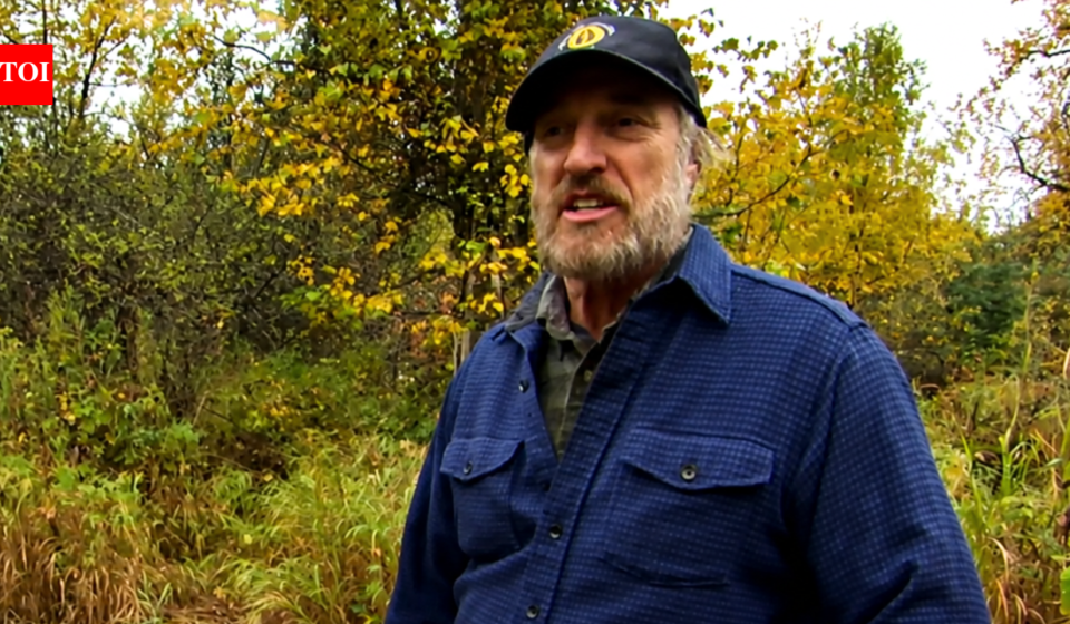 In 1974, Vietnam veteran Kenneth Deardorff moved to Alaska looking for work; 14 years later, he became the last person in US history to receive a homestead title