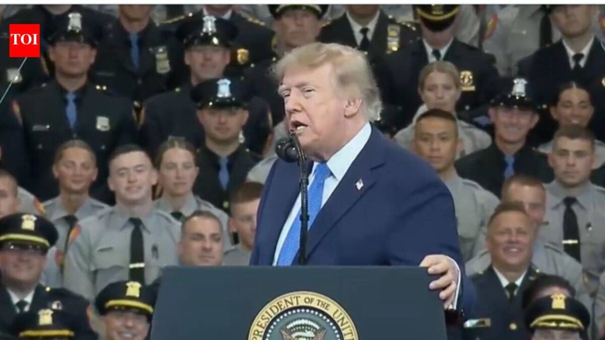 Trump claims ‘young, beautiful girls’ thank him for making Washington safer