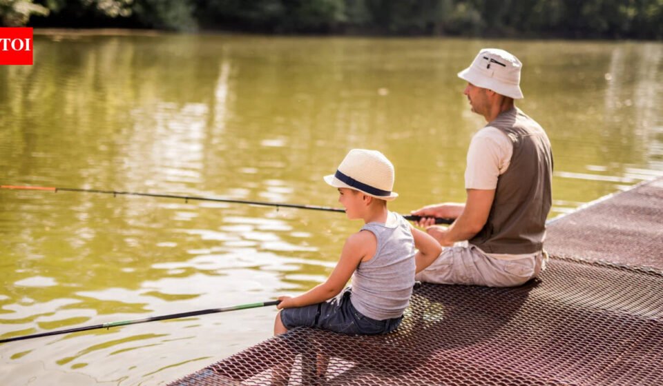 8-year-old boy catches a piranha while fishing with dad at Pennsylvania lake