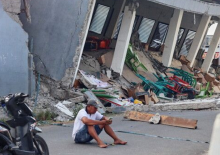 Indonesia hit by 5.7 magnitude quake days after deadly 7.7 tremor
