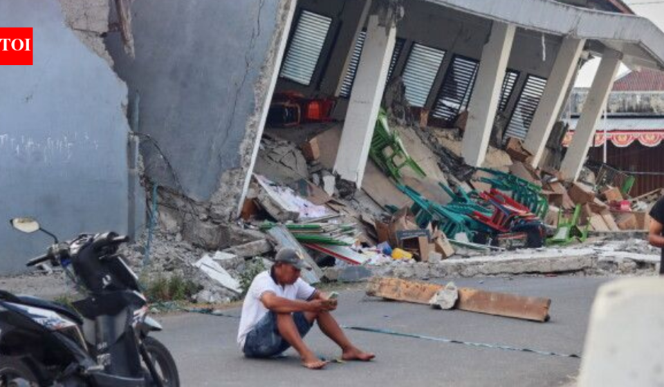 Indonesia hit by 5.7 magnitude quake days after deadly 7.7 tremor