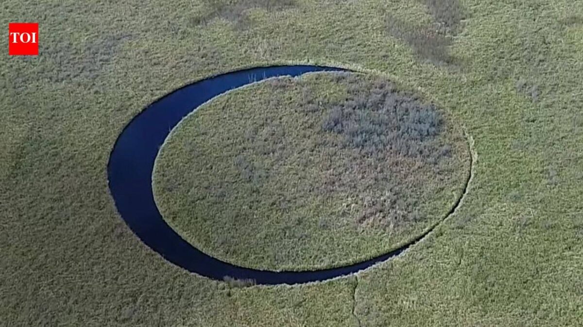 Argentina’s mysterious floating island named ‘EL Ojo’ that appears to rotate on its own in perfect circular motion