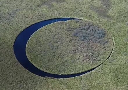 Argentina’s mysterious floating island named ‘EL Ojo’ that appears to rotate on its own in perfect circular motion
