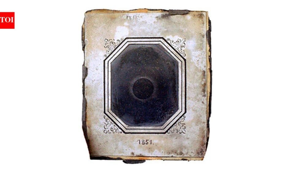 A forgotten American photographer captured one of the earliest clear images of a total solar eclipse 175 years ago; the photograph changed eclipse science