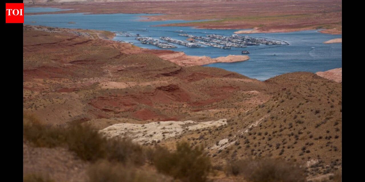 America's Lake Powell reaches record low, experts warn against propping; Utah Governor says it's not time to let the lake go