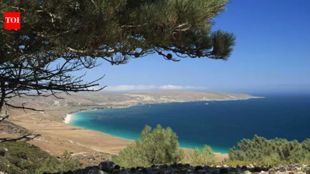 In 1986, a ranching family sold California's 53,000-acre Santa Rosa Island to the US for nearly $30 million; they retained about 7 acres and the right to stay for another 25 years
