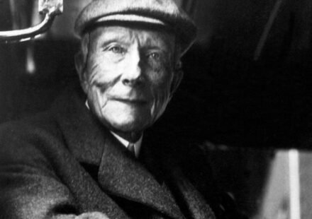 In 1927, John D Rockefeller Jr secretly used a shell company to buy over 35,000 Wyoming acres for $1.4 million; NPS says acquiring the same amount of Jackson Hole land today would cost over $1 billion