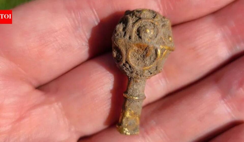 A 20-year-old archaeology student found gold just 90 minutes into her first dig, the 1,200-year-old discovery is raising new questions about medieval Britain