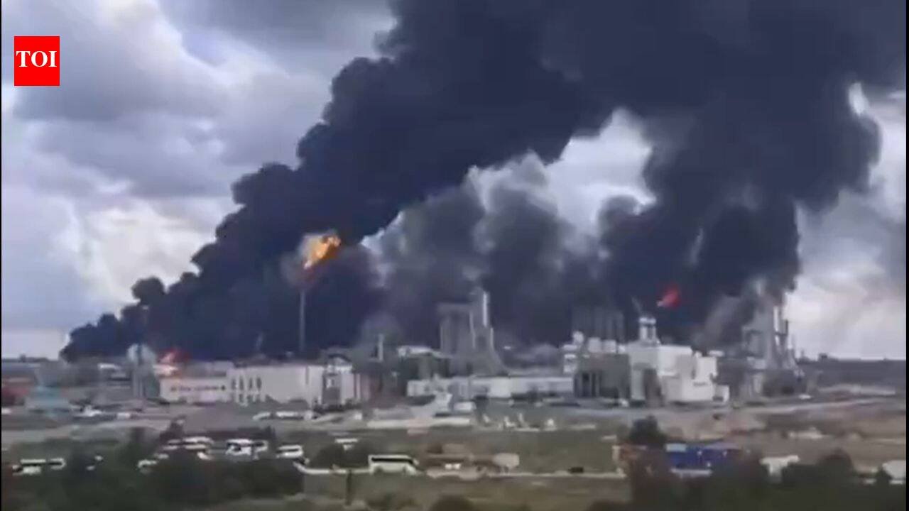 Seven dead, nine Chinese workers missing after fire at gas chemical complex in Russia
