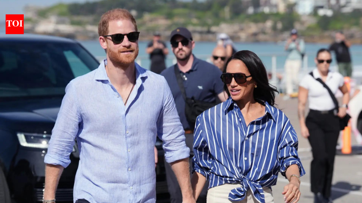 Prince Harry, Meghan and children arrive in UK after 6 years
