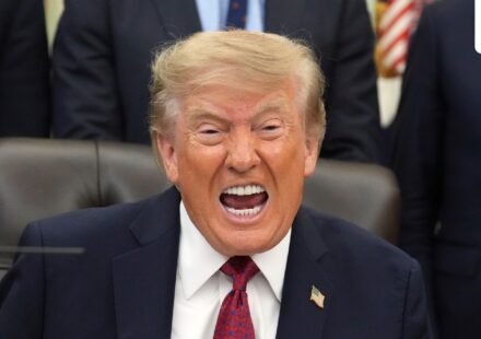 President Donald Trump speaks in the Oval Office of the White House, Monday, Aug. 31. (AP Photo/Jacquelyn Martin)