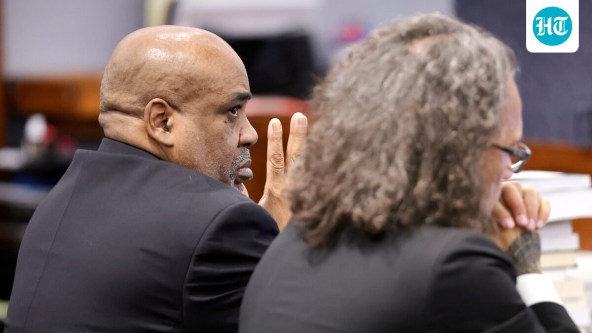 Duane Davis, left, and his attorney Michael Sanft listen to rebuttal closing arguments in the Duane Davis murder trial, related to the 1996 killing of rapper Tupac Shakur, in Clark County District Court at the Regional Justice Center in Las Vegas, Monday, Aug. 31, 2026. (Steve Marcus/Pool Photo via AP) (Steve Marcus/Pool Reuters via AP)