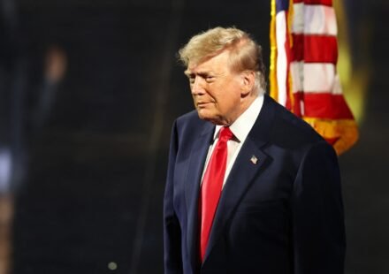 The House passed a resolution limiting President Trump's military authority in Iran, with seven Republicans joining Democrats in the vote. (Getty Images via AFP)