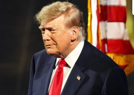 The Supreme Court has blocked Trump’s mail ballot restrictions for now as the 2026 midterms get underway. (Getty Images via AFP)