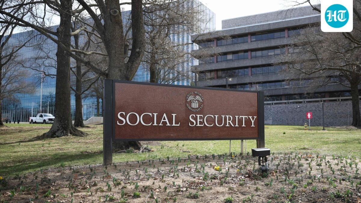 Social Security benefits and the 2027 COLA increase explained.
(Photo by Kayla Bartkowski / GETTY IMAGES NORTH AMERICA / Getty Images via AFP) (Getty Images via AFP)
