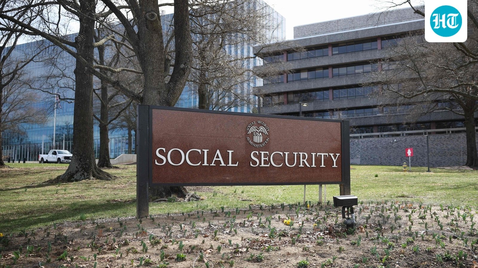 Social Security benefits and the 2027 COLA increase explained.
(Photo by Kayla Bartkowski / GETTY IMAGES NORTH AMERICA / Getty Images via AFP) (Getty Images via AFP)