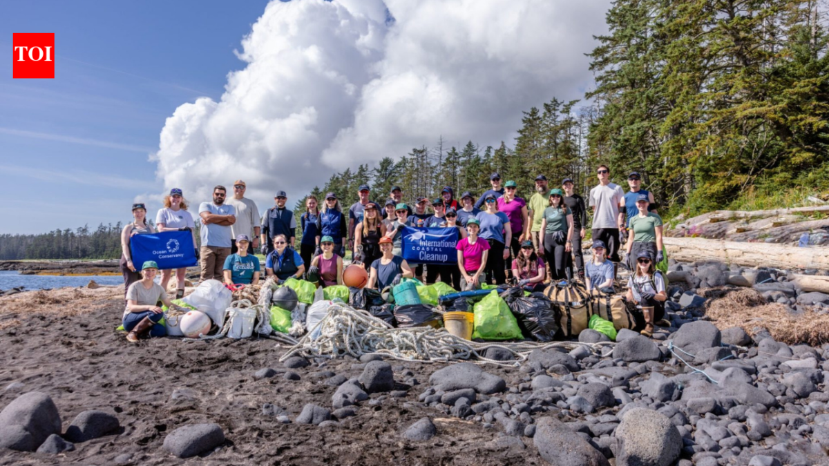 Texas volunteers started a cleanup 40 years ago with 2,800 people; the movement has now collected 1.3 million plastic bottles from coastlines and waterways worldwide and could change plastic policy