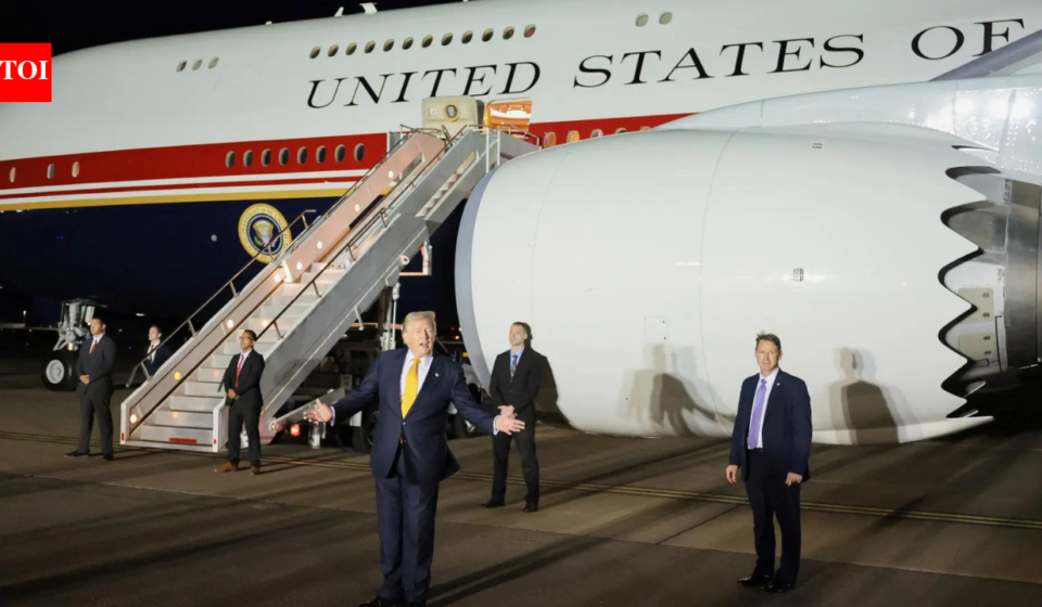 Trump to fly Qatari-gifted Boeing 747 for international trips despite security concerns