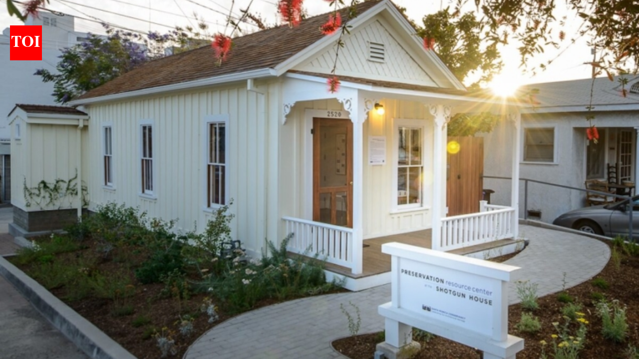 Built in 1897, Santa Monica's last intact shotgun house was nearly demolished in 1997; after multiple moves and restoration, it now serves as a preservation centre