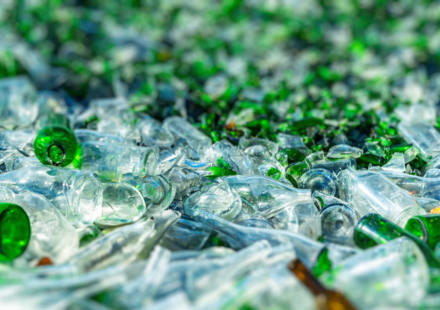 In 2024, Arizona used foam made from 100% recycled glass at 19 sites while widening 23 miles of I-17; the lightweight fill helped culverts built for two lanes support added lanes