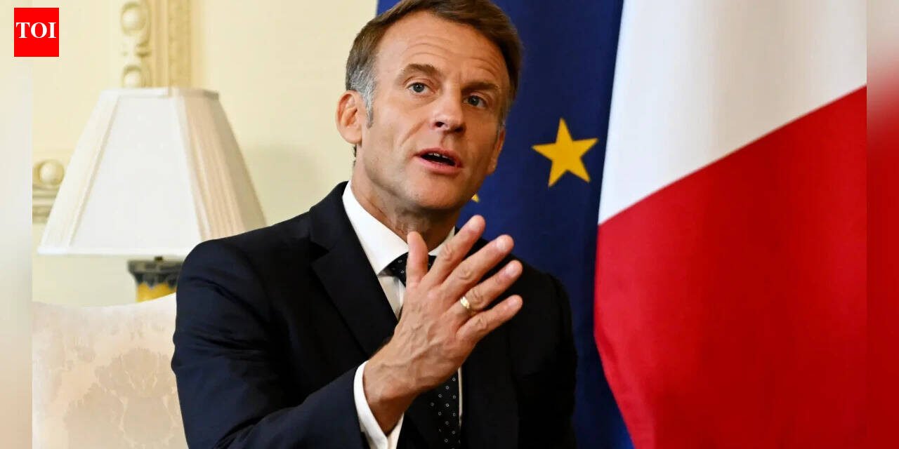EU debate takes shape as Macron backs under-15 social media ban